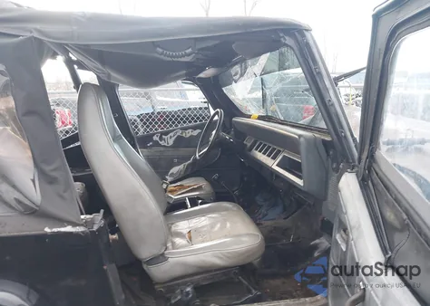 1994 Jeep Wrangler / Yj S z USA, uszkodzony, nr VIN 1J4FY19P9RP448728